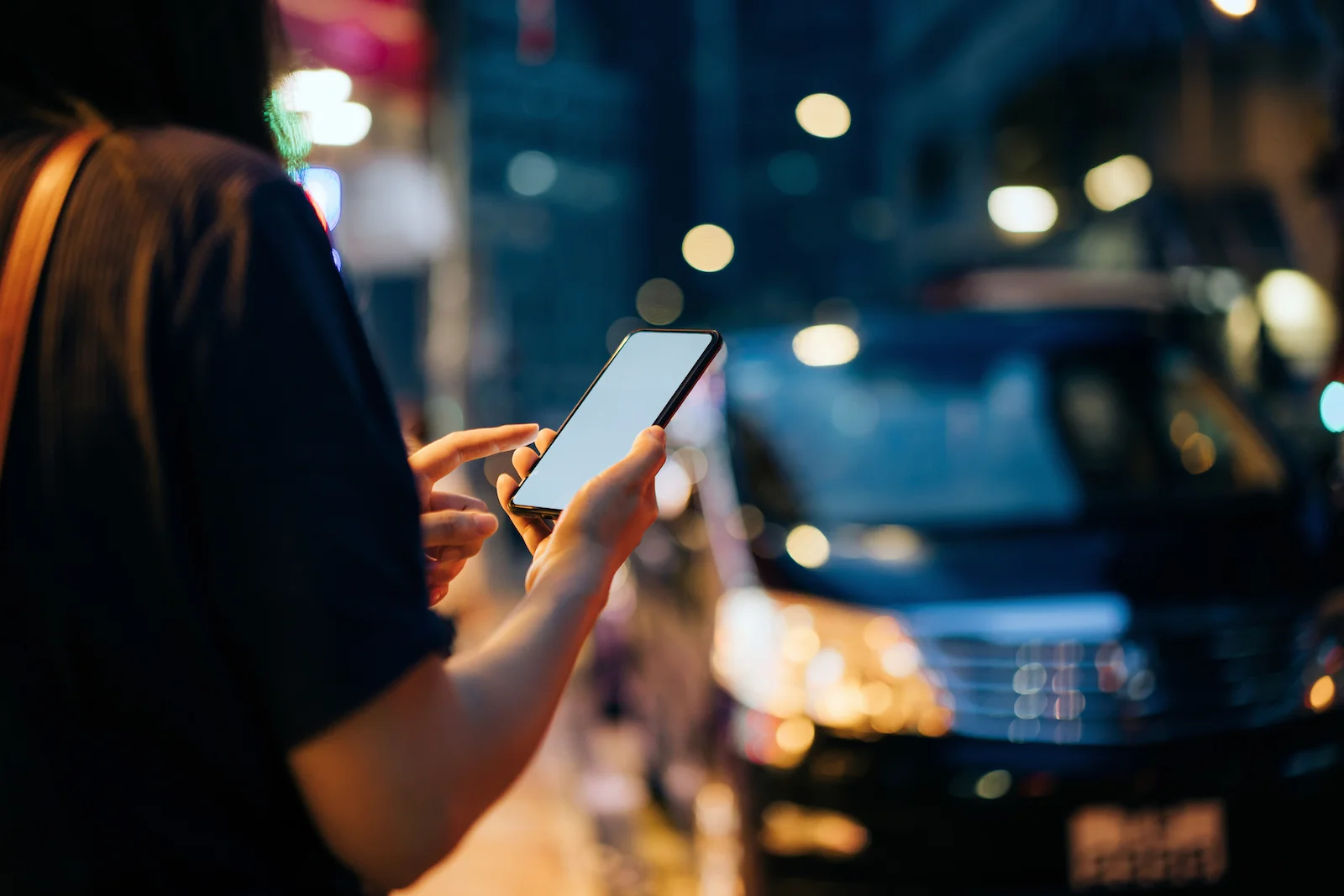 Safe transportation options in Cancun with a ride-sharing app