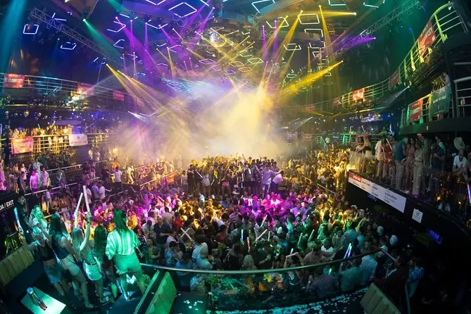 The City Nightclub in Cancun with a packed dance floor and stunning light show.